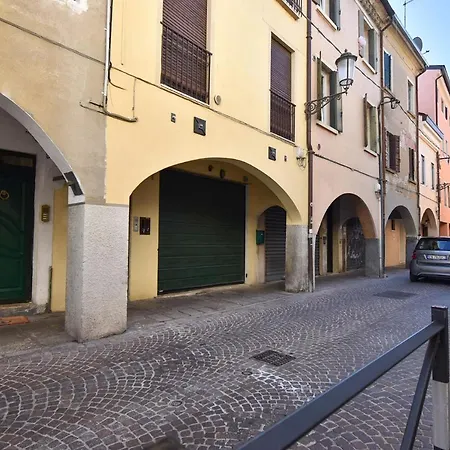 Welc-om Battisti Cozy Flat Apartment